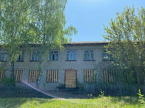 В Белой Холунице женщина с резаными ранами два дня пролежала в заброшенном здании