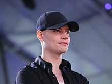 Наставница певца SHAMAN стала жертвой коммунального мошенника: обманул как Афоня