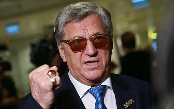 Тихонов - о каминг-ауте Касаткиной: Кому она теперь из мужиков нужна?