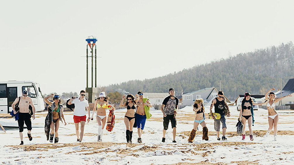 Участников фотосъемки отогревали горячим чаем