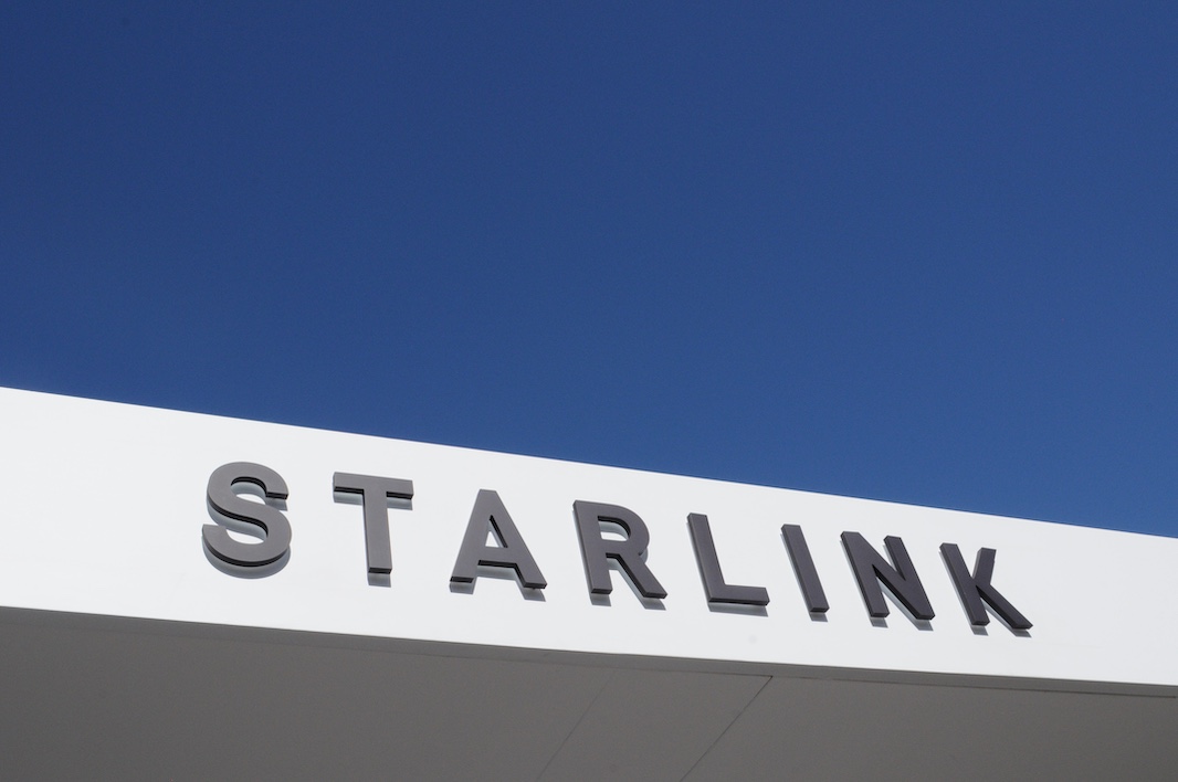 Пентагон опроверг информацию Reuters о проблемах с использованием Starlink