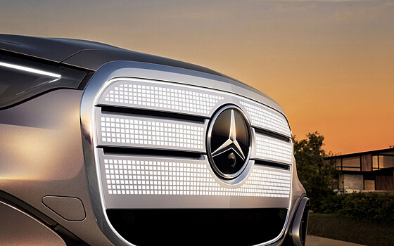 Mercedes-Benz GLC with EQ Technology показал новое лицо немецкой марки