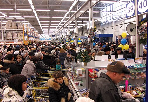 Жители Новосибирска заметили рост цен на продукты во время новогодних закупок