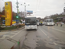 В Ростове столкнулись два автобуса, пострадали 13 человек