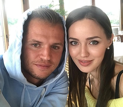 Жена Тарасова добиралась в Казань с детьми в спартанских условиях