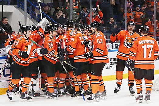 Эксперты — о турнирных раскладах в КХЛ