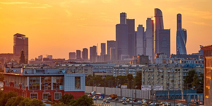 Бесплатный офис, обучение и удобные налоги: как Москва помогает малому бизнесу