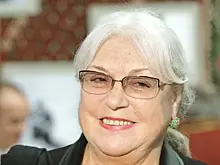 Стало известно, кто ухаживает за перенесшей инсульт Федосеевой-Шукшиной