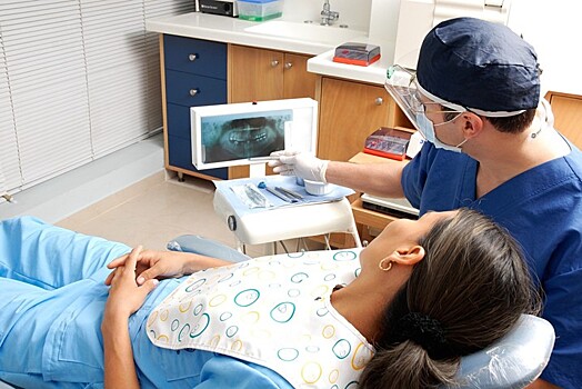 Улыбка премиум-класса: сколько стоит открыть современную стоматологическую клинику в США и России