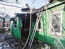 В Зернограде загорелась пристройка в частном доме