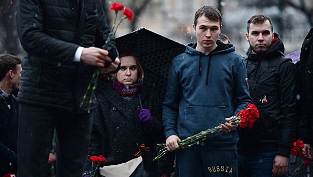 Тела жертв теракта в метро Петербурга отдали родным