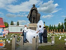 К 100-летию Абдулино в городе открыли памятник Александру Невскому
