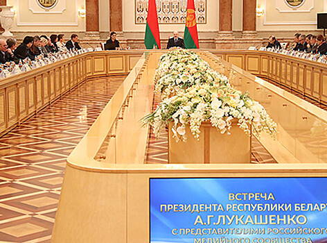Лукашенко признался, что не расстраивается из-за фейковых новостей о себе