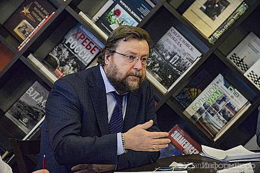 Соратник свердловского губернатора получил престижную литературную премию