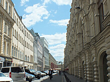 Мещаниново подворье, расположенное у Красной площади, купила компания "Первый"