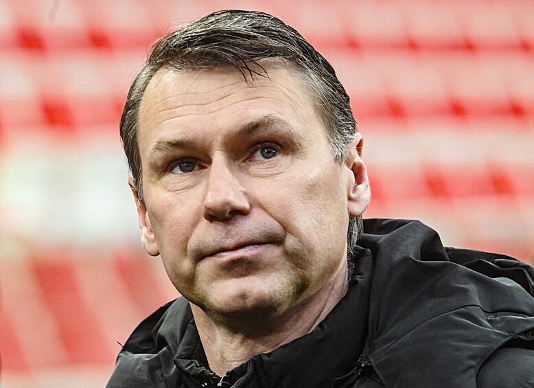 Бывший футболист Егор Титов на церемонии прощания с олимпийским чемпионом 1956 года в составе сборной СССР по футболу Никитой Симоняном на стадионе «Лукойл Арена» в Москве, 27 ноября 2025 года