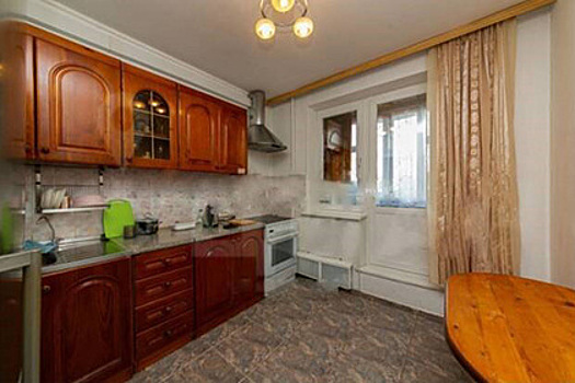 Москвич нашел способ расширить квартиру и навлек гнев соседей