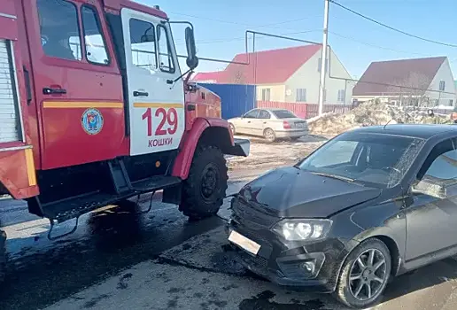 В Самарской области 22 марта столкнулись три легковушки