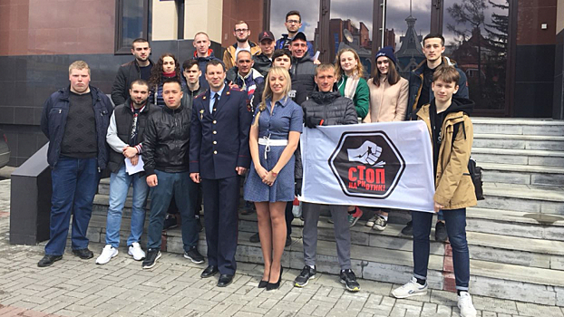 В Томске полицейские и волонтеры закрасили более 200 надписей с рекламой наркотиков
