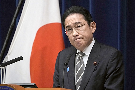 Рейтинг правительства Японии обвалился до рекордно низкого уровня
