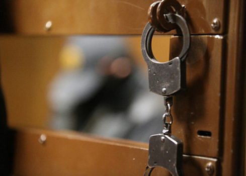 Женщину и подростка задержали в Шатурском районе по подозрению в покушении на сбыт наркотиков
