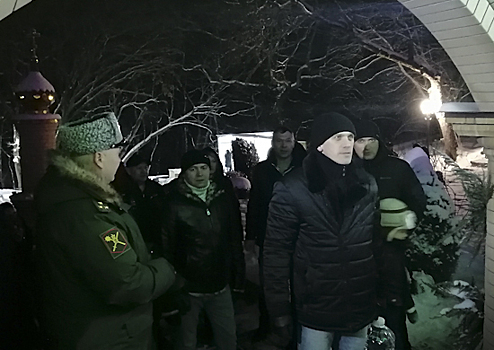 В Ставрополе офицеры 49-й армии ЮВО в Крещение Господне совершили обряды омовения в «Холодных родниках»