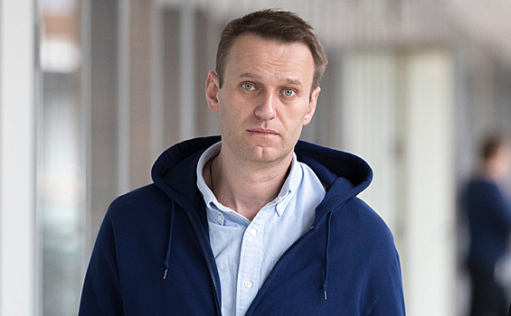 Алексей Навальный впал в кому: мужчина не может самостоятельно дышать