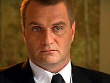 Стал отцом в 45 лет, развелся и остался один: судьба Александра Балуева