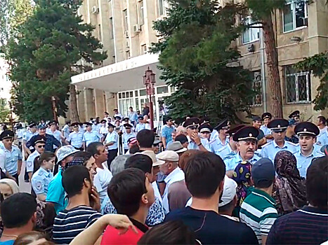В дагестанском Избербаше задержали подростка за репост призыва к забастовке из-за отсутствия воды