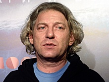 О смерти Александра Олейникова сообщил его сын Максим