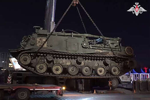 На выставку МО РФ в Москве привезли трофейную ремонтно-эвакуационную машину США