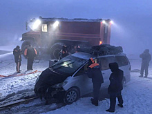 Борец Егор Явловский спас людей из провалившегося под лед автомобиля у Якутска