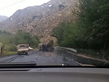 В ущелье Чычкан перевернулась цистерна, разлилось 36 тонн мазута