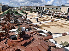 Россия лидирует в состязании по танковому биатлону в Подмосковье