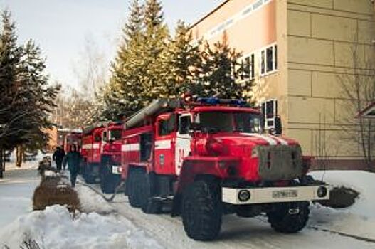 В Саратове горел частный дом на улице Чапаева