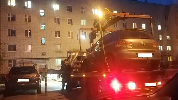 Вологодские полицейские выявили таксиста без лицензии, автомобиль увезли на штрафстоянку