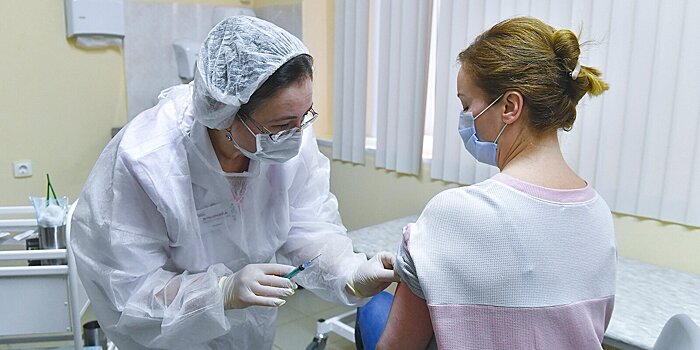 Прививку от коронавируса жители Теплого Стана смогут сделать в первом филиале поликлиники № 134