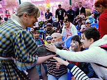 Цирк приехал в больницу к детям