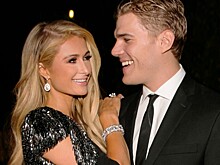 Бывший жених Пэрис Хилтон забил тату с ее именем изображением гориллы