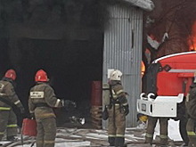 В Иванове на улице Дзержинского сгорел деревообрабатывающий цех предприятия