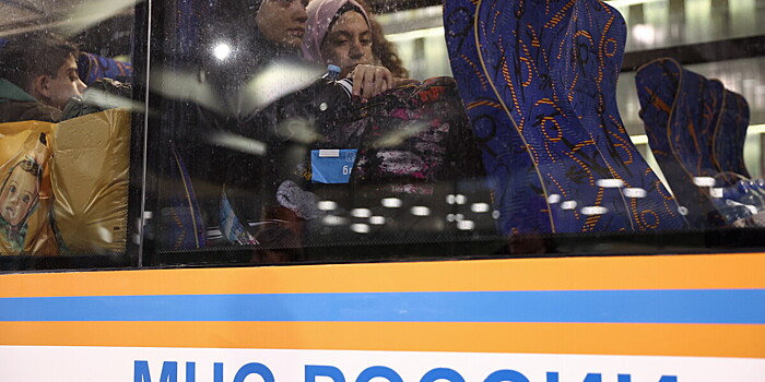 Волонтеры подготовили для эвакуированных из сектора Газа зимнюю одежду