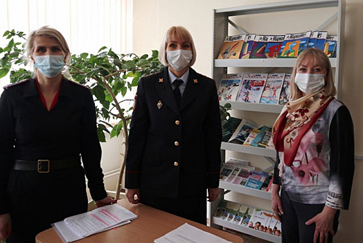 Зеленоградские полицейские рассказали студентам колледжа о риске возникновения наркотической зависимости