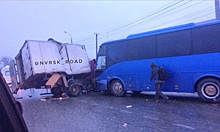 В больнице остаются двое пострадавших при столкновении автобуса и "Газели" на Кубани