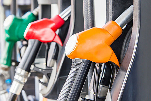 Правительство и нефтяники подписали соглашение о ценах на топливо