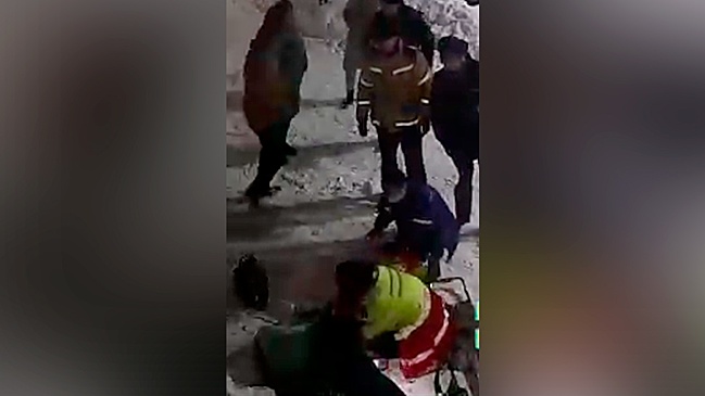 В Петрозаводске 13-летняя девочка выпала с 10-11 этажа и выжила