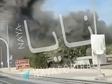 Обломки сбитой иранской ракеты вызвали пожар на иностранном судне в Бахрейне