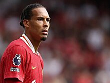 Экс-арбитр Хэкетт считает, что «Пэлас» заслужил пенальти с «Ливерпулем» за фол ван Дейка : «Полный бред. Смысл ВАР – исправлять ошибки, а не игнорировать их ради удобства или по другой причине»