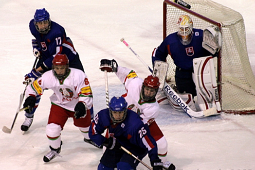 Юниорская сборная России по хоккею обыграла шведов в матче Мирового кубка вызова