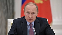 Путин поручил усилить контроль за оборотом лекарств