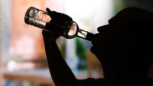 В Заксобрании Петербурга предлагают запретить продажу алкоголя ночью на вынос